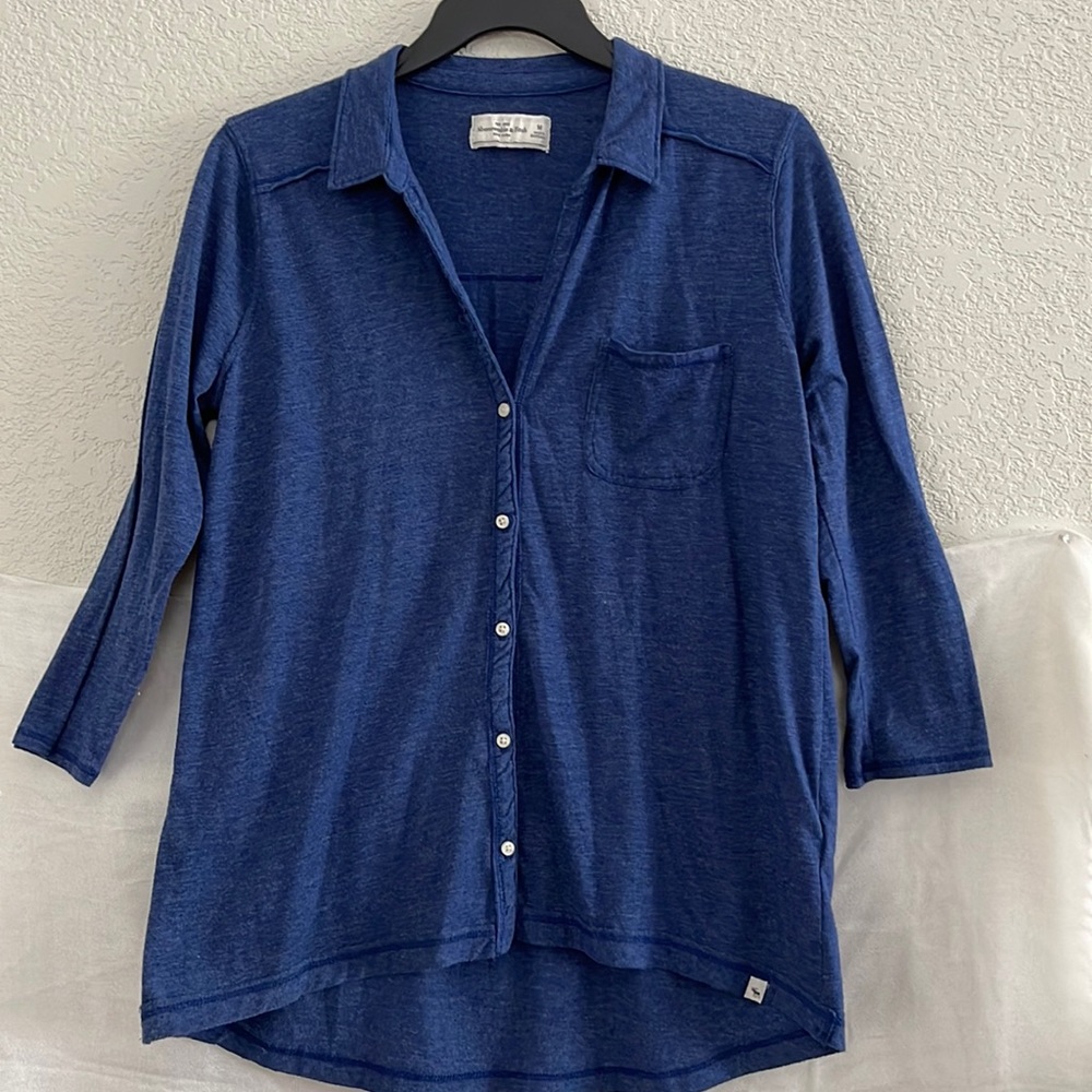 Light Abercrombie fitch size medium